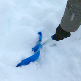 Pelle à neige manche télescopique 900 à 1 160 mm - Michelin