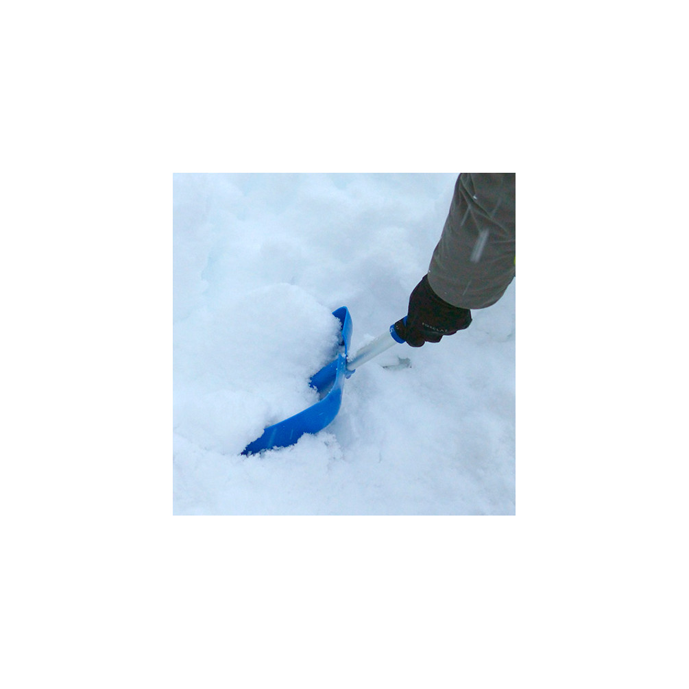 Pelle à neige légère avec manche rétractable