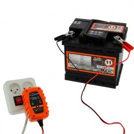 Chargeur batterie automatique - pour batteries 6 - 12 V - 3 à 15 Ah - XL Perform Tools