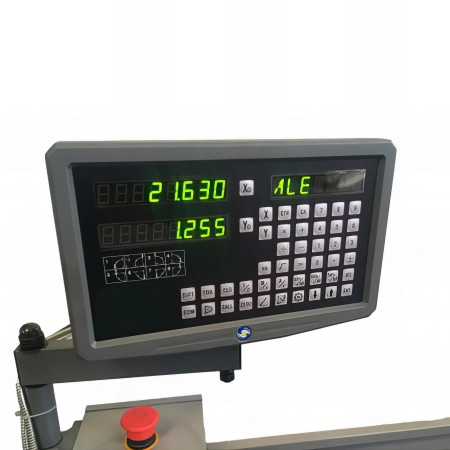 Tour métaux monophasé L. 750 mm - 750 W 230 V 50 Hz