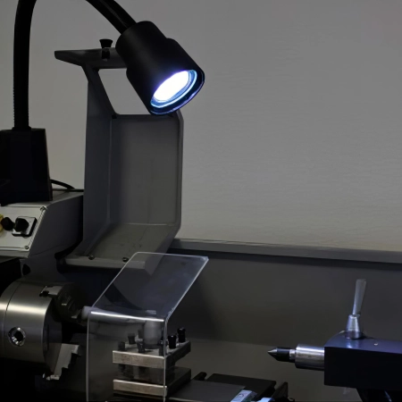 Lampe 3 LED aimantée 230 V - L. 645 mm