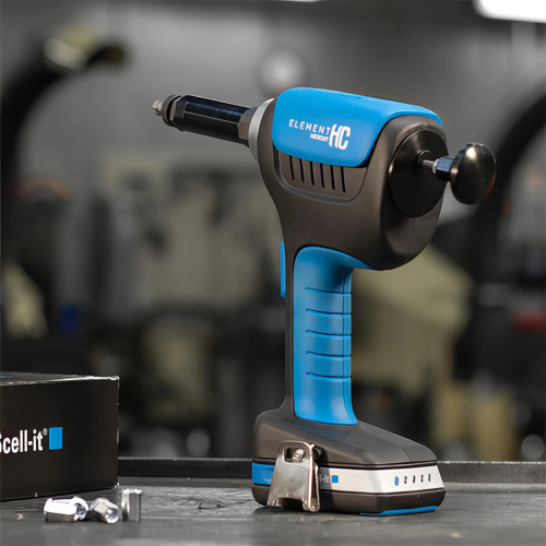 Coffret poinçonneuse hexagonale E-HC, 2 batteries 18V 2Ah M5 - M8, chargeur et accessoires