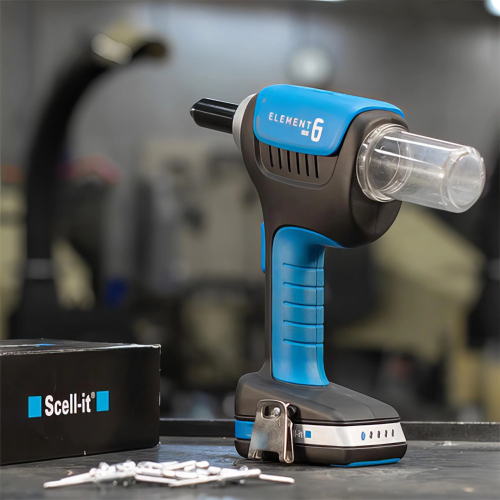 Coffret riveteuse E-6, 2 Batterie 18V Li-Ion - 2.0Ah, chargeur et accessoires