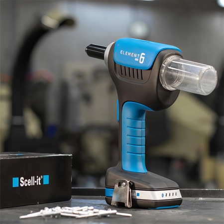 Coffret riveteuse E-6, 2 Batterie 18V Li-Ion - 2.0Ah, chargeur et accessoires