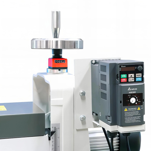 Ponceuse - Brosseuse L. 1 560 mm - 1 500 W 230 V