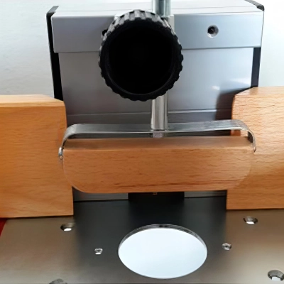 Table stationnaire pour défonceuse