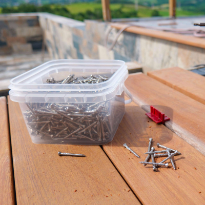 Lot de 200 vis terrasse en INOX A2 à tête réduite crantée - Diamètre de 5 mm