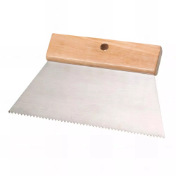 Peigne à colle de carrelage